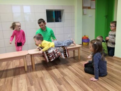 Przedszkole Żłobek Centrum Terapeutyczne | Limanowa Mordarka Przyszowa | skrzatek.eu|Gimnastyka korekcyjna